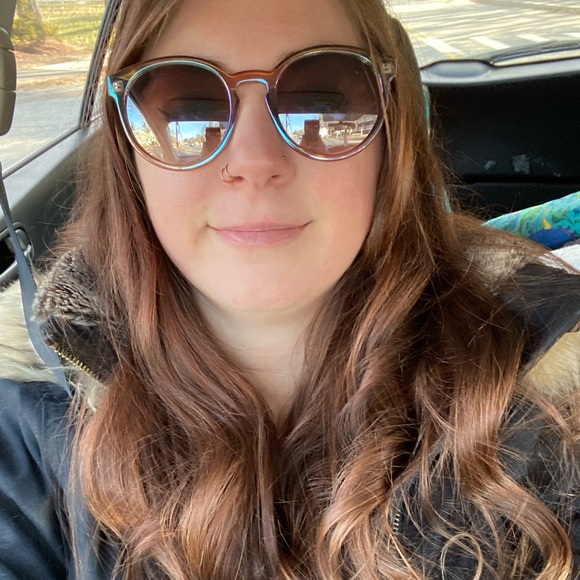 Meet your Posher, Shawnahawes 🖤 - Picture 9 of 16